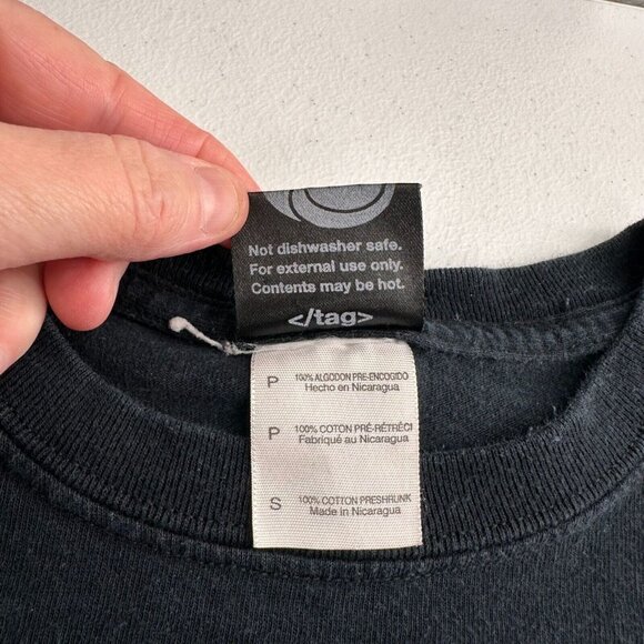 Think Geek Doctor Who T-Shirt S You Never Forget Your First Doctor Black Graphic - Picture 5 of 10